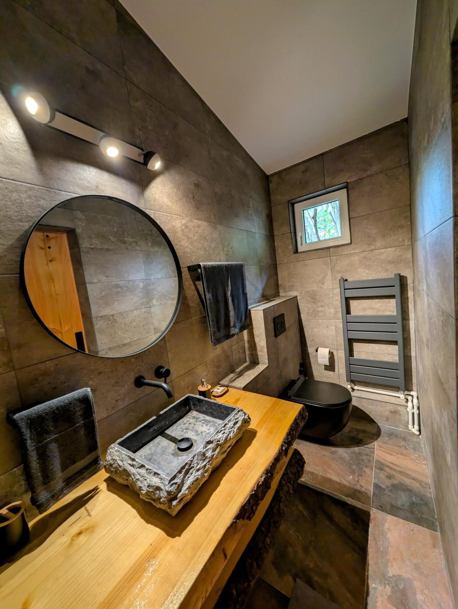 Casa Din Padure Hotel Orsova Bagian luar foto